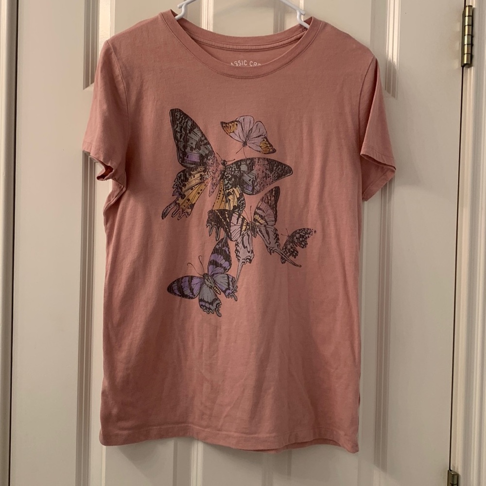 Aeropostale butterfly graphic tee size XL